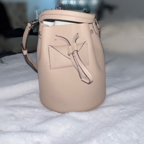 -Mark Jacob bucket bag with shoulder strap/ coin wallet - amazing conditi… - Picture 1 of 7
